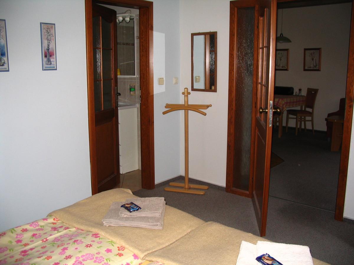 Apartmany Ingeborg Jáchymov Esterno foto